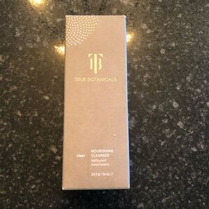 True Botanicals Nourishing Cleanser NIB 3.9 fl oz